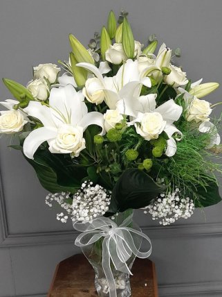 Beyazın Asaleti İzmir çiçekçi